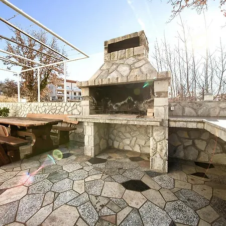 Apartment Vijon Njivice